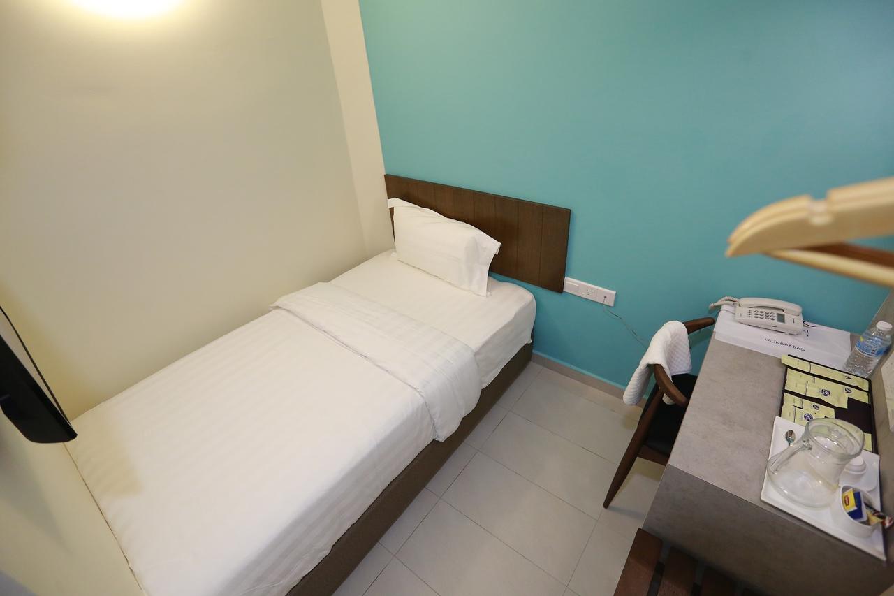 Pantai Regal Boutique Hotel Kuantan Exterior foto